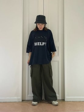 「アイテム（Tシャツ/カットソー、ブラック系）」を使った、ROSE BUD STAFFさん（レディース・165cm）の春コーディネート