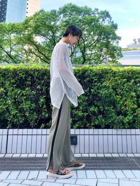「CHIGNON（シニヨン）のアイテム（トップス）」を使った、ROSE BUD STAFFさん（レディース・166cm）の夏コーディネート