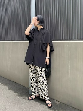 「CHIGNON（シニヨン）のアイテム（パンツ）」を使った、ROSE BUD STAFFさん（レディース・162cm）の夏コーディネート