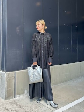 「LAURA DI MAGGIO（ローラディマッジオ）のアイテム」を使った、ROSE BUD STAFFさん（レディース・160cm）の秋コーディネート