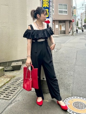 「CHIGNON（シニヨン）のアイテム（サロペット/オーバーオール）」を使った、ROSE BUD STAFFさん（レディース・166cm）の夏コーディネート