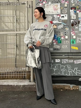 新品ROSE BUD×UMBRO限定 ショート丈スウェットプルオーバー アンブロ UMBRO（アンブロ）の「(UMBRO×ROSE BUD)<ROSE BUD限定>ショート