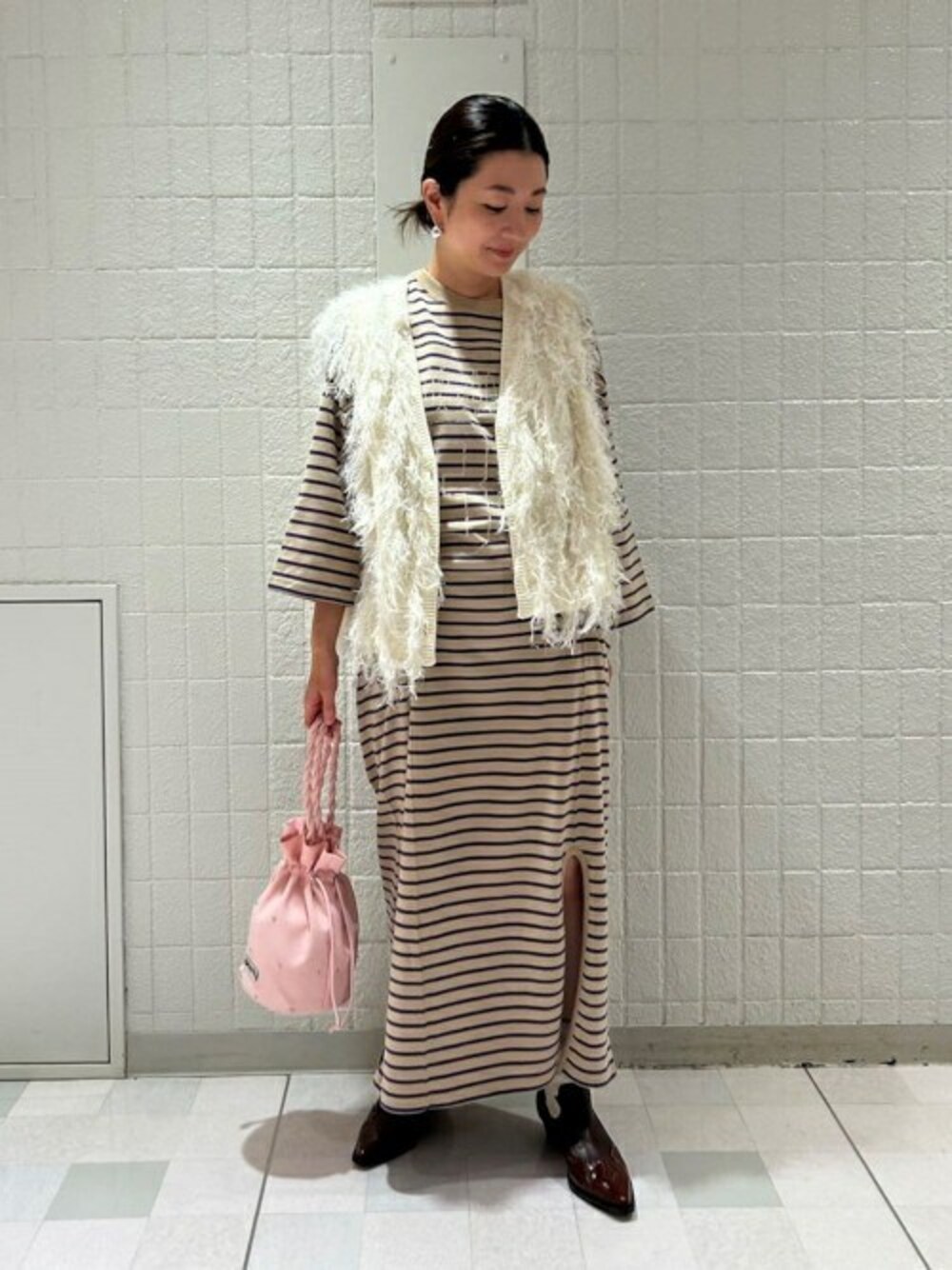 ROSE BUD（ローズバッド）の「ナンバリングドロストワンピース