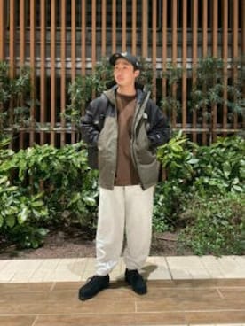「URBAN RESEARCH Sonny Label（アーバンリサーチサニーレーベル）のアイテム（スウェットパンツ）」を使った、Sonny Label MENSさん（メンズ・168cm）の春コーディネート
