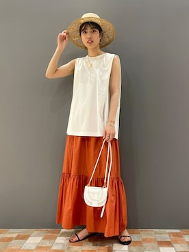 「Rouge vif（ルージュヴィフ）のアイテム（帽子）」を使った、SAYAKAさん（レディース・165cm）の夏コーディネート