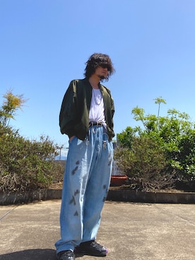 「glamb（グラム）のアイテム（MA-1）」を使った、deneiさん（メンズ・172cm）の春コーディネート