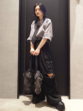 「アイテム（ネックレス）」を使った、sayaさん（レディース・157cm）の春コーディネート