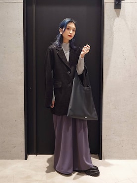 「カラーパンツ」｜「アイテム（テーラードジャケット）」を使った、sayaさん（レディース・157cm）の冬コーディネート
