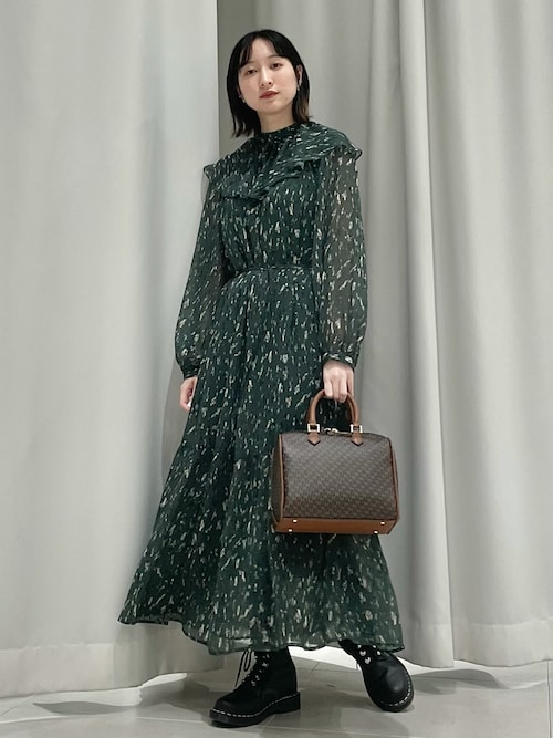 聖美 Kbf Kbf Kbfのワンピースを使ったコーディネート Wear