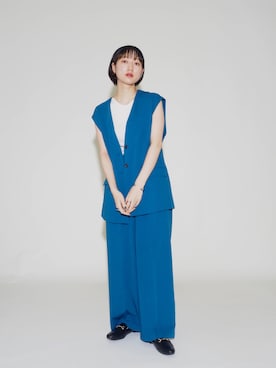 「KBF（ケイビーエフ）のアイテム（ノーカラージャケット）」を使った、聖美さん（レディース・160cm）の夏コーディネート