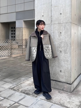 「スラックス」｜「アイテム（その他アウター）」を使った、聖美さん（レディース・160cm）の秋コーディネート
