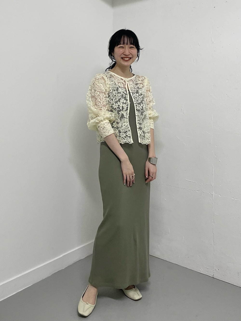 聖美 聖美(KBF 京都ポルタ)｜KBFのシャツ/ブラウスを使ったコーディネート - WEAR