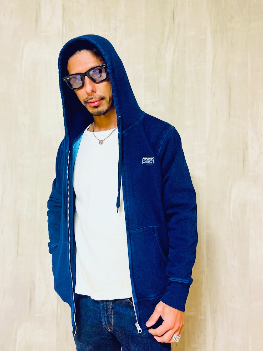 サングラスを使った「M&M CUSTOM PERFORMANCE」のメンズ人気