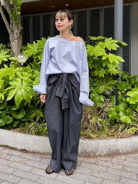 「Mollini（モリーニ）のアイテム」を使った、SAIRAIJIさん（レディース・168cm）の春コーディネート