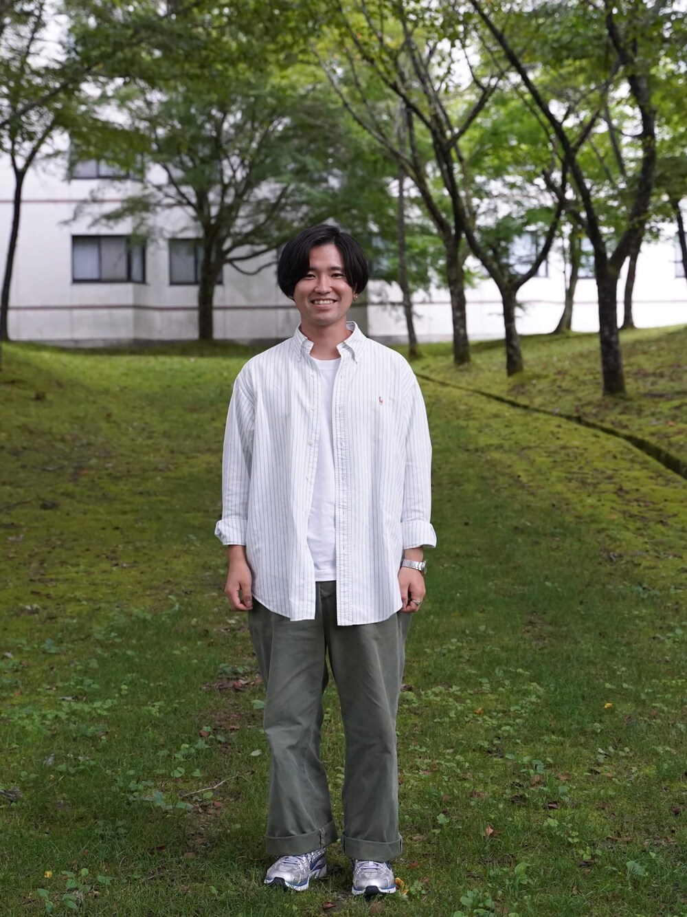 「休日コーデ、大人カジュアル、今日のコーデ、シンプルスタイル、シャツコーデ、ラブアンドピース2021、ootd」｜「HANESの【別注】 ＜Hanes（ヘインズ）＞ BEEFY-T/ビーフィー Tシャツ（Tシャツ/カットソー、ホワイト系）」を使った、kaitoさん（メンズ・164cm）の秋コーディネートの1枚目の写真