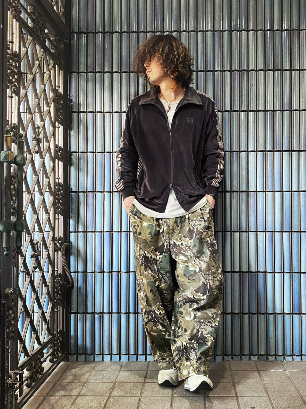 KEITA(ΦωΦ)｜Needlesのジャージを使ったコーディネート - WEAR