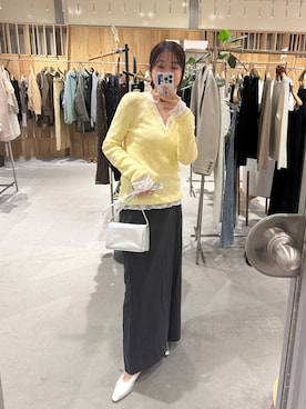 「SHENERY（シーナリー）のヘンリーネックレイヤードニット（ニット/セーター、イエロー系）」を使った、GOTO_156cmさん（レディース・156cm）の春コーディネート