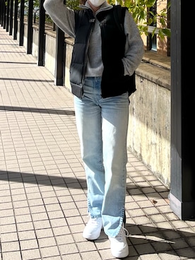 ダウンベストを使った グレー のレディース人気ファッションコーディネート Wear