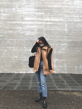 「Levi's」｜「アイテム（ダウンベスト）」を使った、mogさん（レディース・152cm）の冬コーディネート