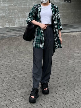 「GOGOSING（ゴゴシング）のアイテム（スラックス）」を使った、mogさん（レディース・152cm）の春コーディネート