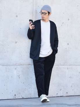 「LEUCHTFEUER（ロイフトフォイヤー）のLEUCHTFEUER: WALFANGER（ニットキャップ/ビーニー、ベージュ系）」を使った、くるまやさん（メンズ・165cm）の秋コーディネート