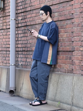 「ニコアンド」｜「アイテム（ニットキャップ/ビーニー）」を使った、くるまやさん（メンズ・165cm）の春コーディネート