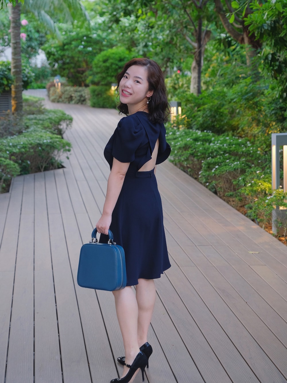 「daily look、date style♡、ootd、outfit、outfitoftheday、今日のコーデ、smart casual」｜「MOYNATのアイテム（バッグ、ブルー系）」を使った、自然卷tutuさん（レディース・160cm）の冬コーディネートの1枚目の写真