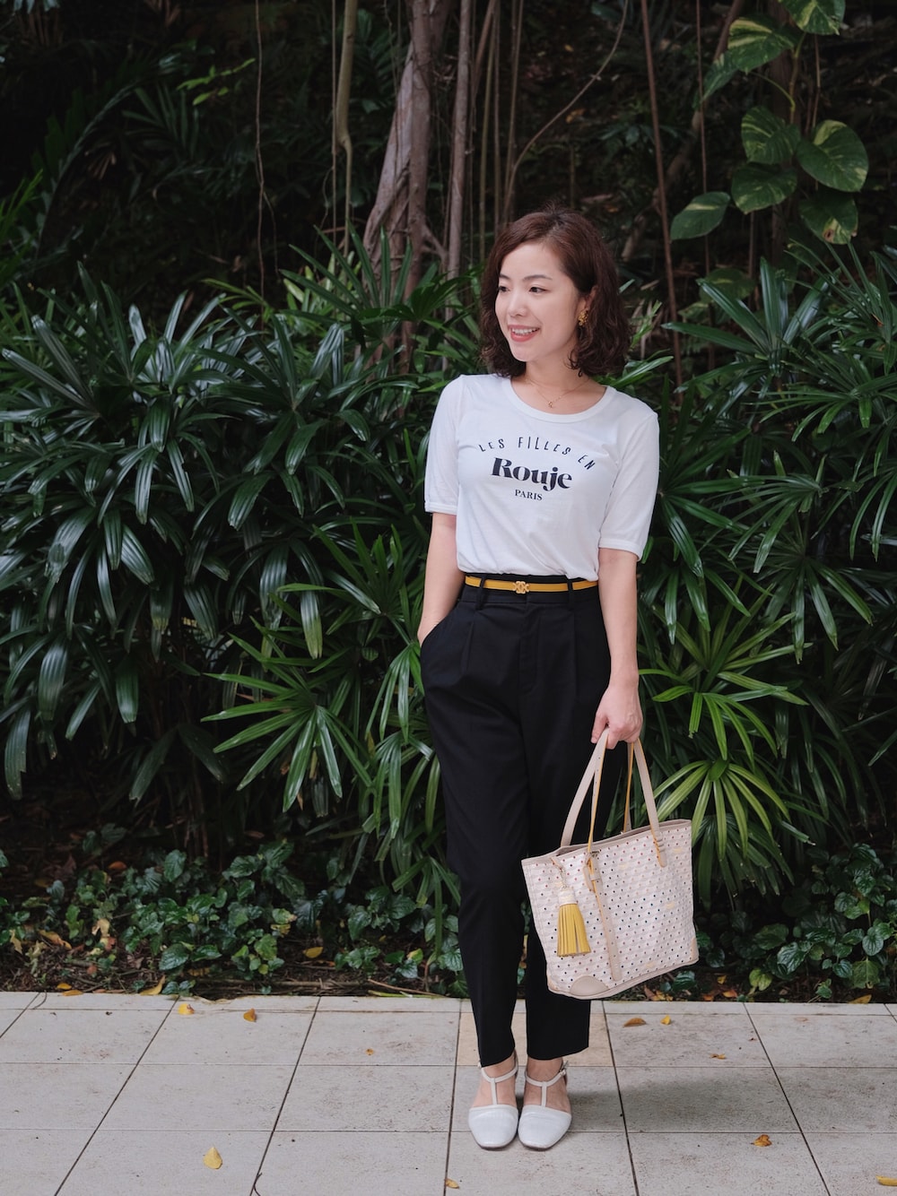 「休日コーデ、今日のコーデ、daily look、date style♡、ootd、outfit、低身長コーデ」｜「IENAのアイテム（Tシャツ/カットソー、ホワイト系）」を使った、自然卷tutuさん（レディース・160cm）の夏コーディネートの1枚目の写真