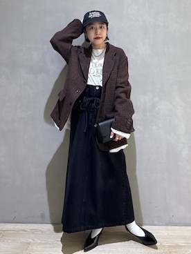 「アイテム（デニムスカート）」を使った、hiroさん（レディース・157cm・20代）の秋コーディネート