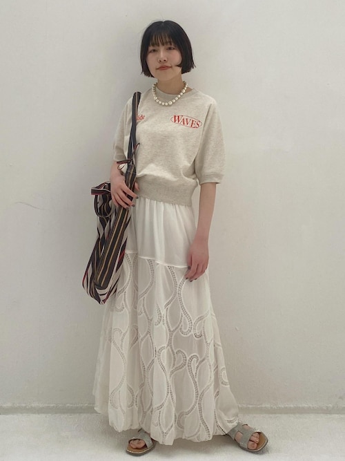 allureville（アルアバイル）の「フラワーエンブロイダリー
