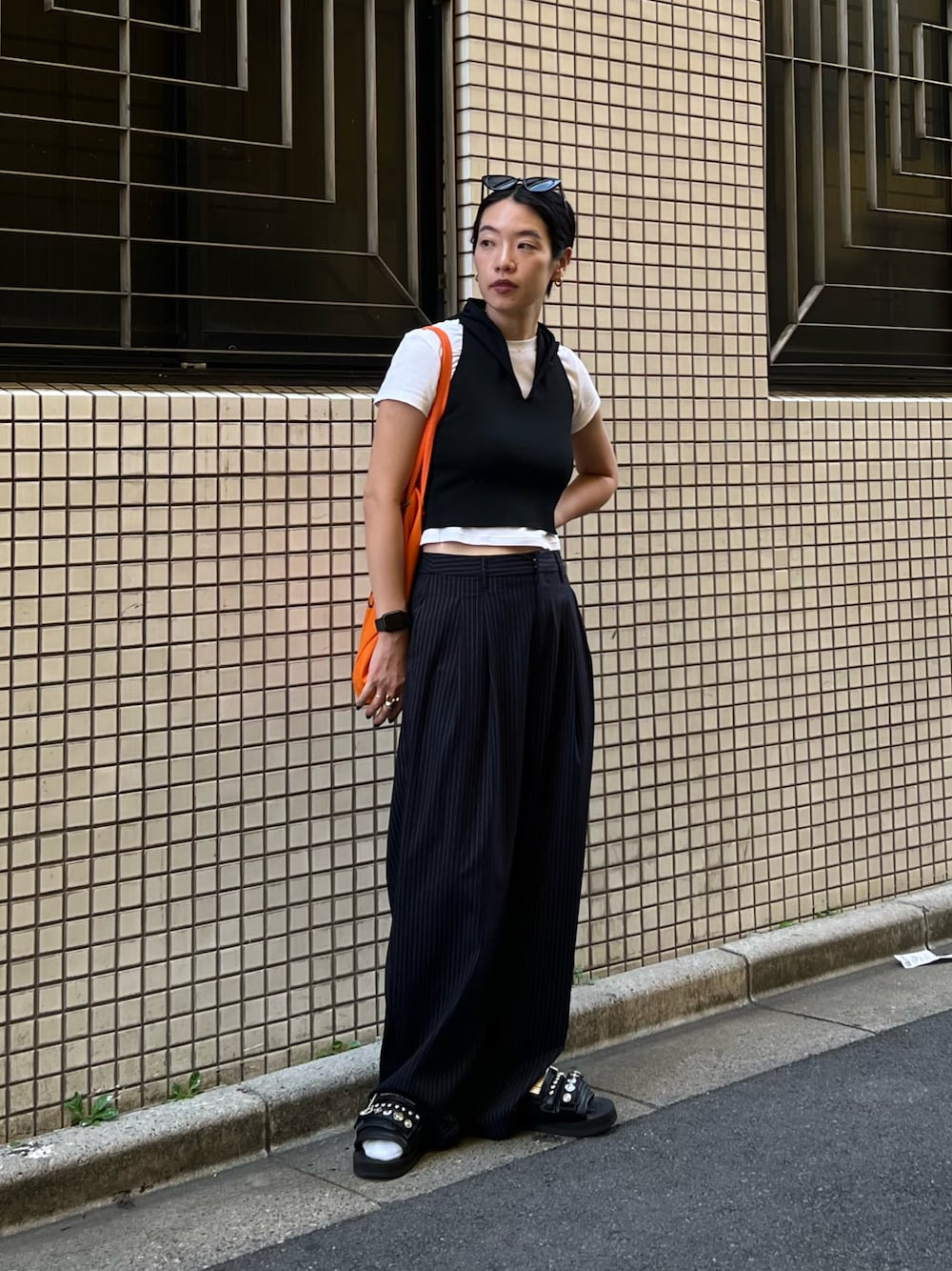PERVERZE（パーバーズ）の「Cropped Hoodie Knit Top（Tシャツ