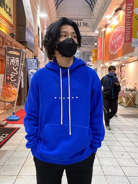 「カラースウェット」｜shinyaさん（メンズ・174cm）の春コーディネート
