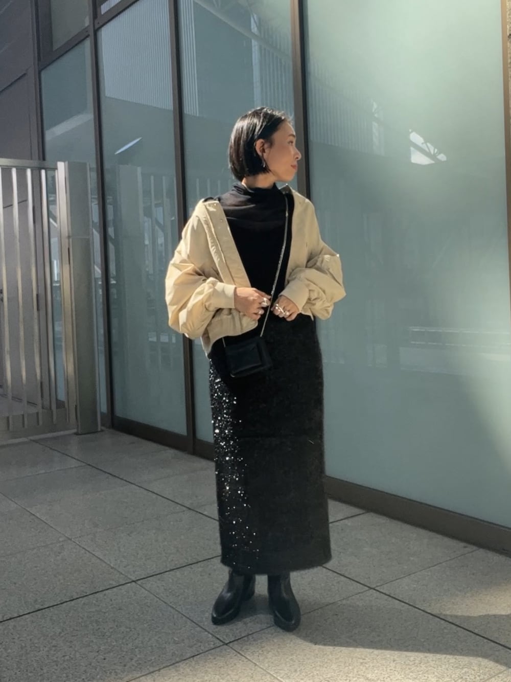 ラメシャギーニットスカートを使った人気ファッション