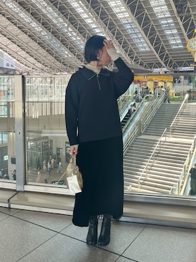 「アイテム（ゴールド系）」を使った、megmiさん（レディース・160cm）の秋コーディネート