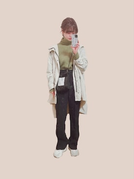 「タートルネック」｜「アイテム（マウンテンパーカー）」を使った、ナツミさん（レディース・158cm）の冬コーディネート