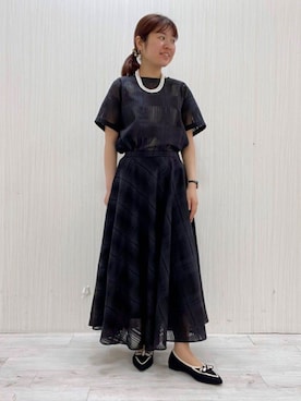 「UNTITLED（アンタイトル）の【セットアップ可/エレガント】シアーチェックTブラウス（シャツ/ブラウス、グレー系）」を使った、world20102568さん（レディース）の夏コーディネート