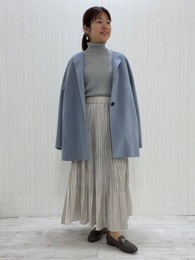 「UNTITLED（アンタイトル）の【ミディ丈/軽やか】セミラグランリバー コート（ノーカラーコート、ブルー系）」を使った、world20102568さん（レディース）の秋コーディネート