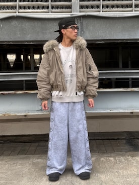 「アイテム（MA-1、ベージュ系）」を使った、Manatoさん（メンズ・178cm）の秋コーディネート