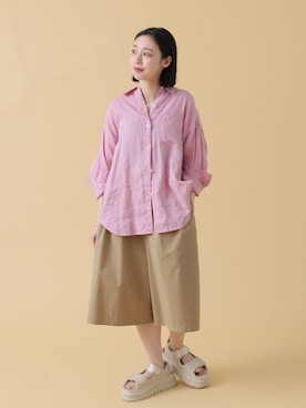 「JOURNAL STANDARD relume（ジャーナルスタンダード　レリューム）のコットンナイロンタックワイドハーフパンツ（その他パンツ、ベージュ系）」を使った、miyuuさん（レディース・148cm）の春コーディネート