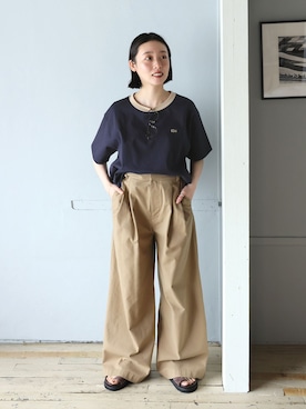 「JOURNAL STANDARD relume（ジャーナルスタンダード　レリューム）のリネンミックス2タックパンツ（その他パンツ、ベージュ系）」を使った、miyuuさん（レディース・148cm）の春コーディネート