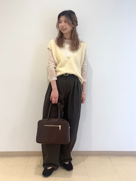 「FLAT（フラット）のアイテム」を使った、shihoさん（レディース・162cm）の秋コーディネート
