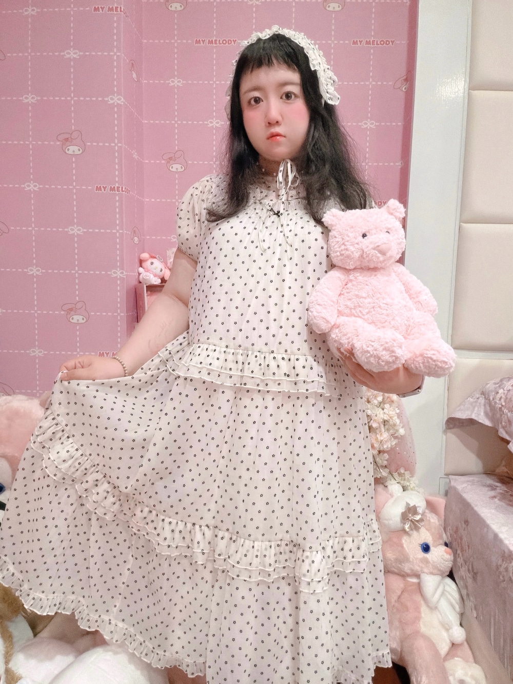 petit flower フロッキーパフワンピース petit flowerフロッキーパフワンピースを使った人気ファッション