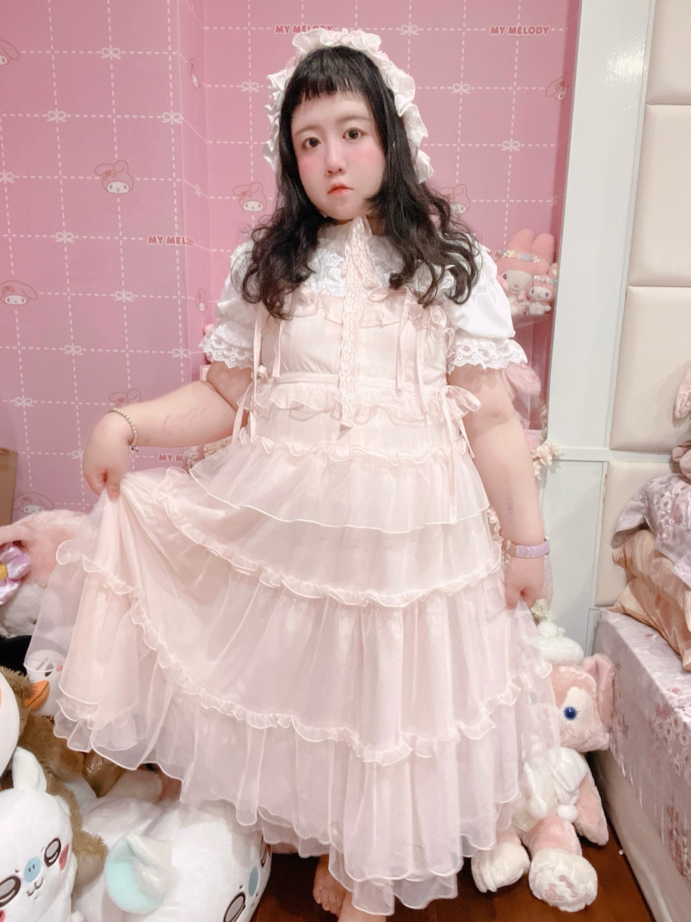 チュールドロストロングワンピースを使った人気ファッション
