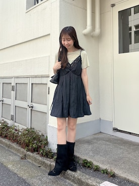 「Kastane（カスタネ）の【2026AWカタログ】レースキャミミニワンピース（ワンピース、ブラック系）」を使った、まいかさん（レディース・158cm）の夏コーディネート