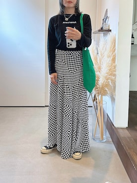 「カラーソックス」｜「アイテム（口紅/リップティント/グロス）」を使った、iigg☺︎さん（レディース・154cm）の春コーディネート