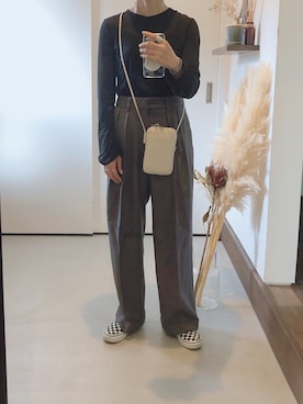 「アイテム（財布）」を使った、iigg☺︎さん（レディース・154cm）の秋コーディネート