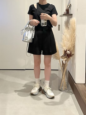 「STELLA McCARTNEY（ステラマッカートニー）のアイテム（スニーカー）」を使った、iigg☺︎さん（レディース・154cm）の秋コーディネート