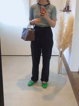 「アイテム（バレエシューズ、グリーン系）」を使った、iigg☺︎さん（レディース・154cm）の秋コーディネート