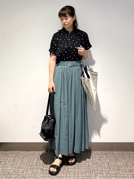 「アイテム（長傘、ホワイト系）」を使った、みーさん（レディース・162cm）の夏コーディネート