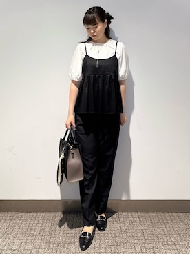 「アイテム（折りたたみ傘、ブラック系）」を使った、みーさん（レディース・162cm）の秋コーディネート